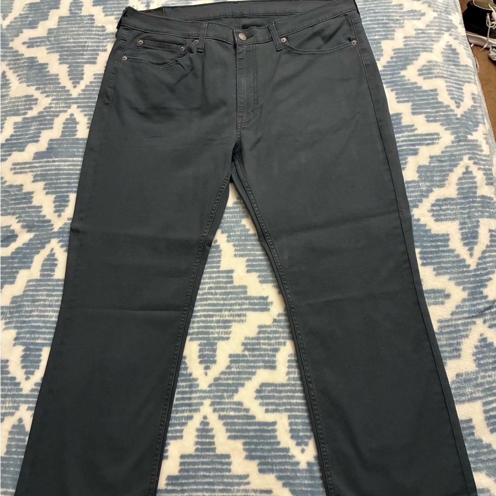 Levi’s 514 Straight Fit Jeans